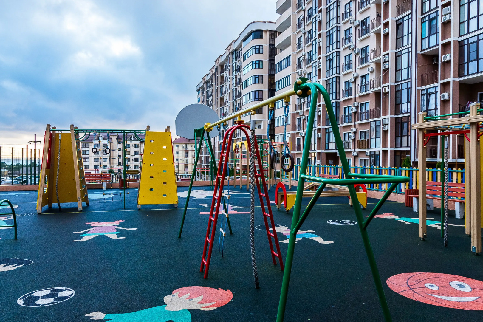 Апартаменты c видом на Морe и Гоpы в ЖК Aльбaтpос oт LеtoApart