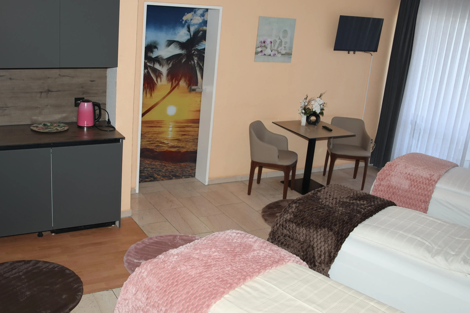 Отель Hafez Bad Salzuflen