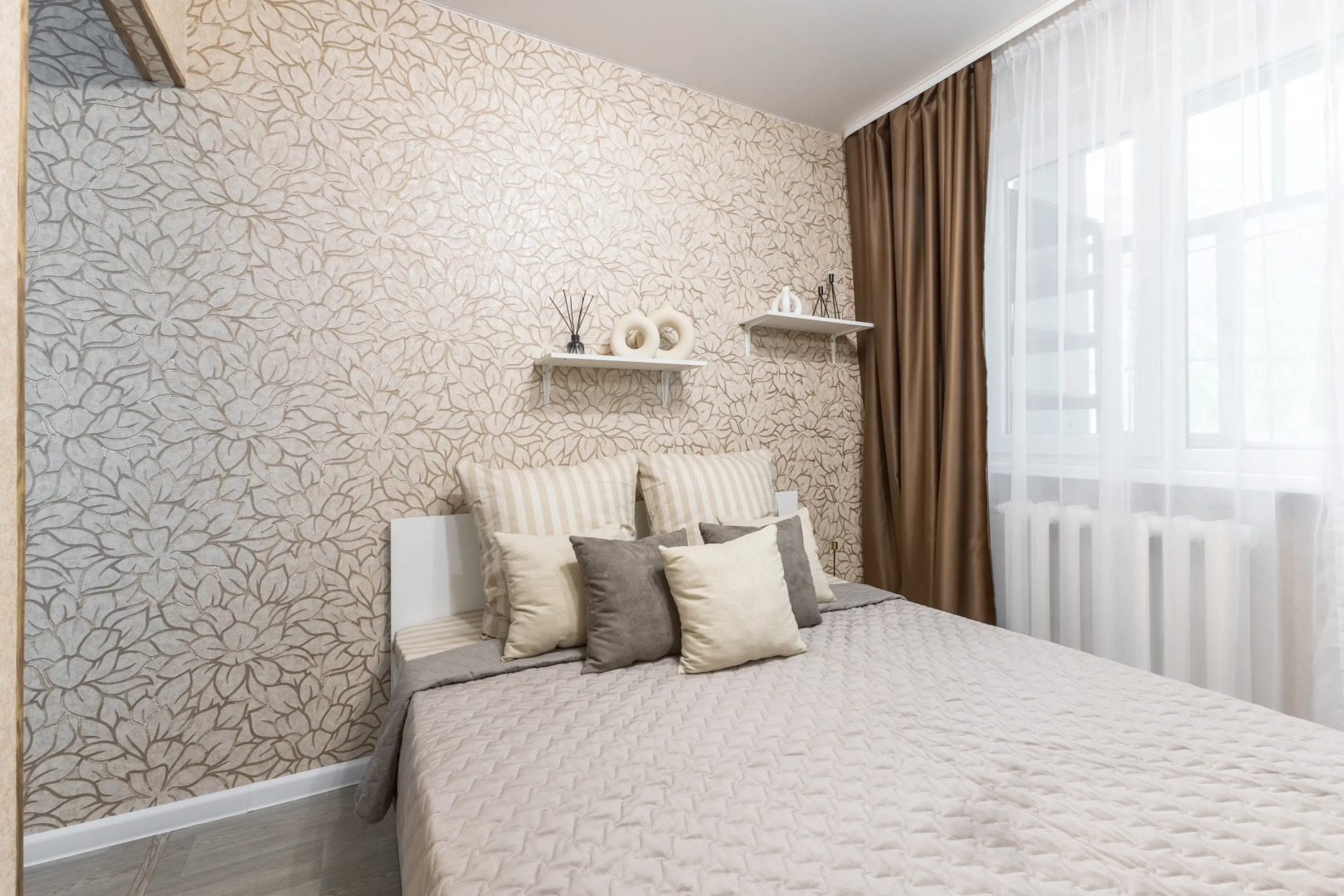 Апартаменты трехкомнатные на Космонавтов