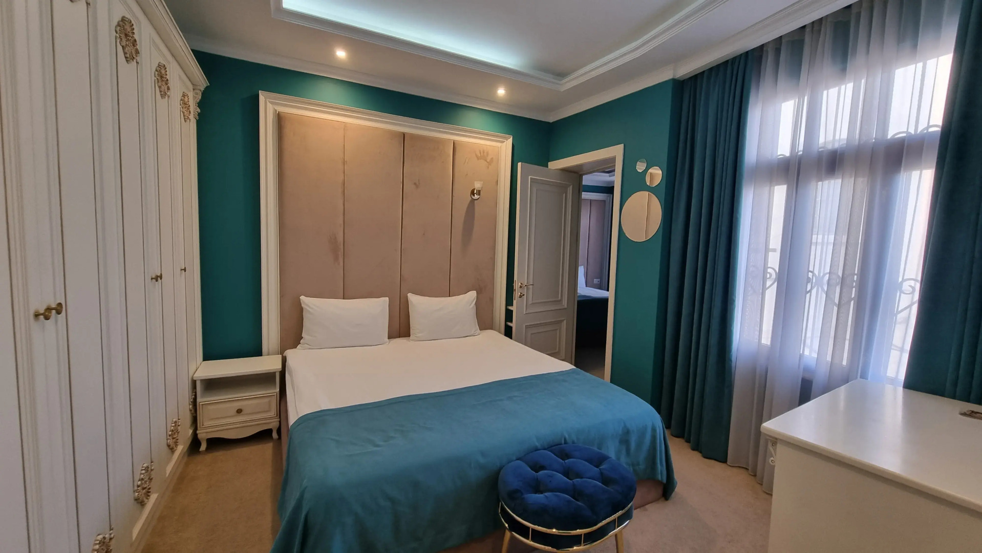 Seven Beauties Hotel