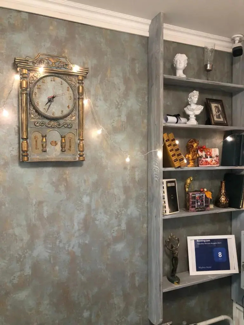 Отель Мажор