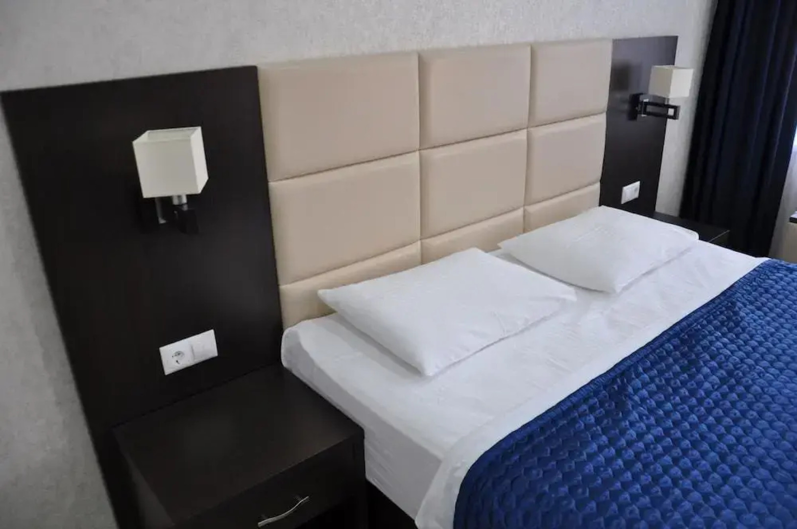 Отель Blue Marine