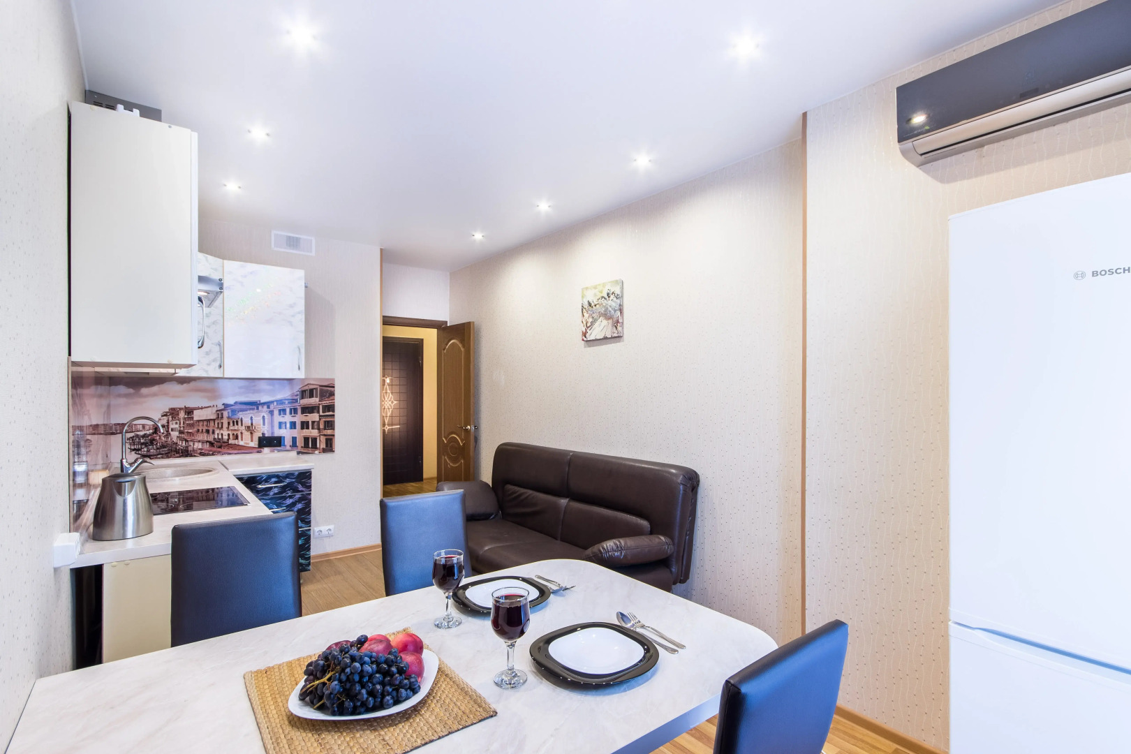 Апартаменты вместительные в центре До 6 гостей Документы для отчётности