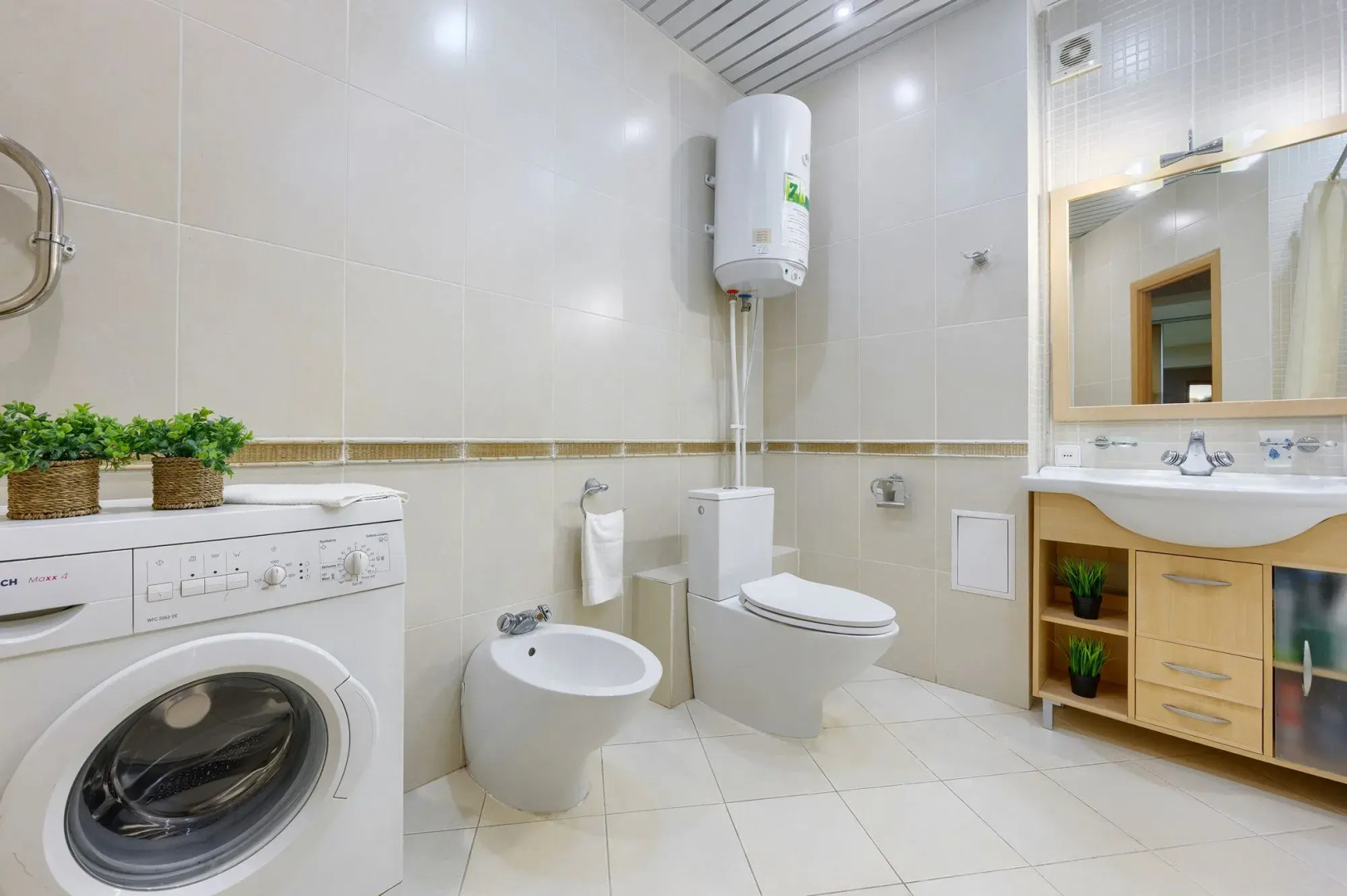 Трёхкомнатные апартаменты на Маршала Чуйкова