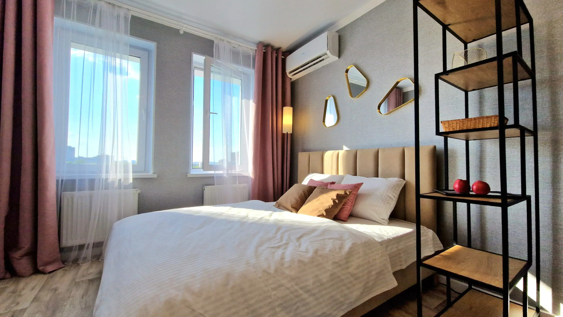 Квартира в Хорошей Локации Недалеко от Исторического Центра Города