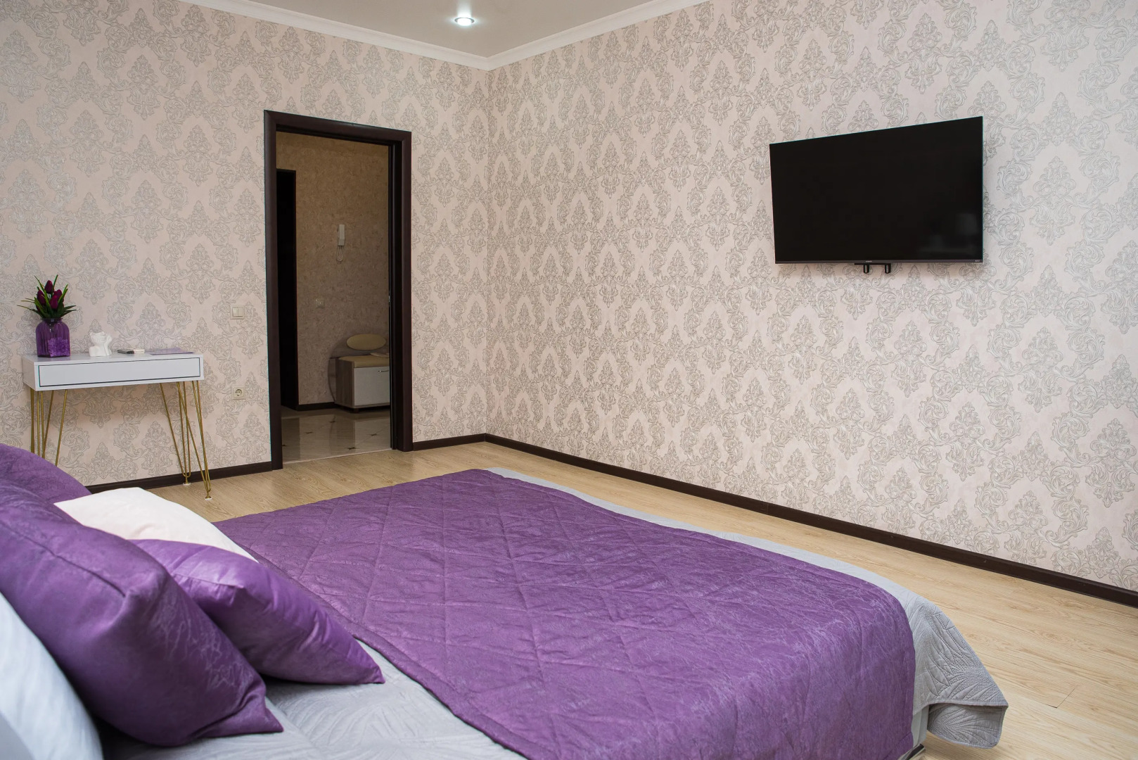 Квартира Роскошная с новым ремонтом в центре рядом с ЖД вокзалом