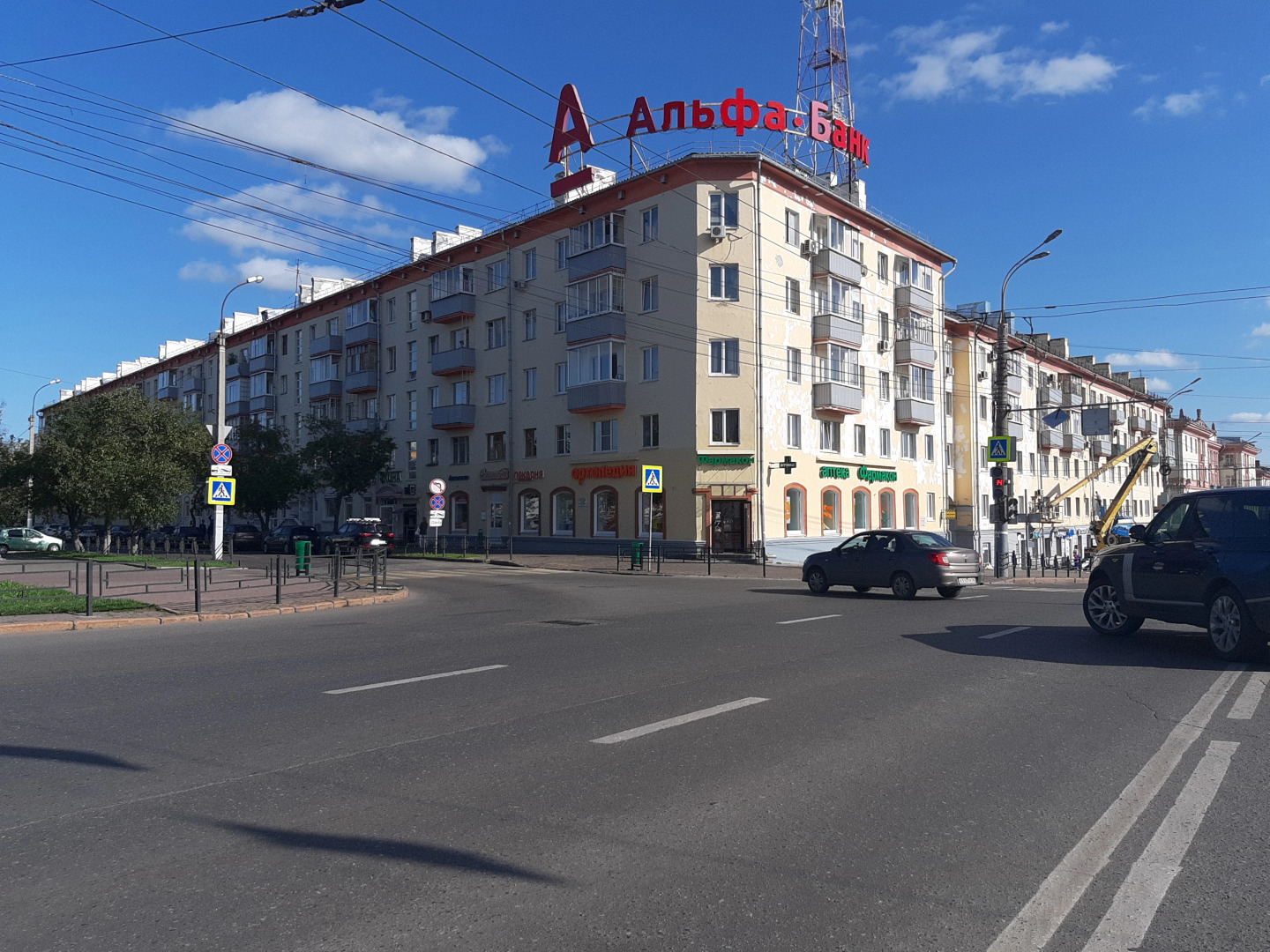 Квартира на Лихвинцева