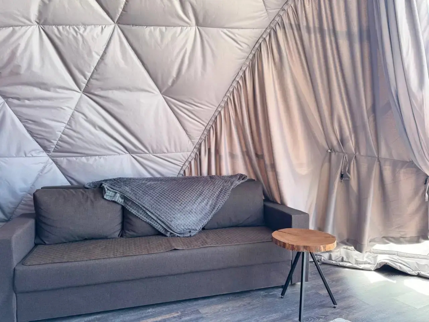 Глэмпинг Залив Силы