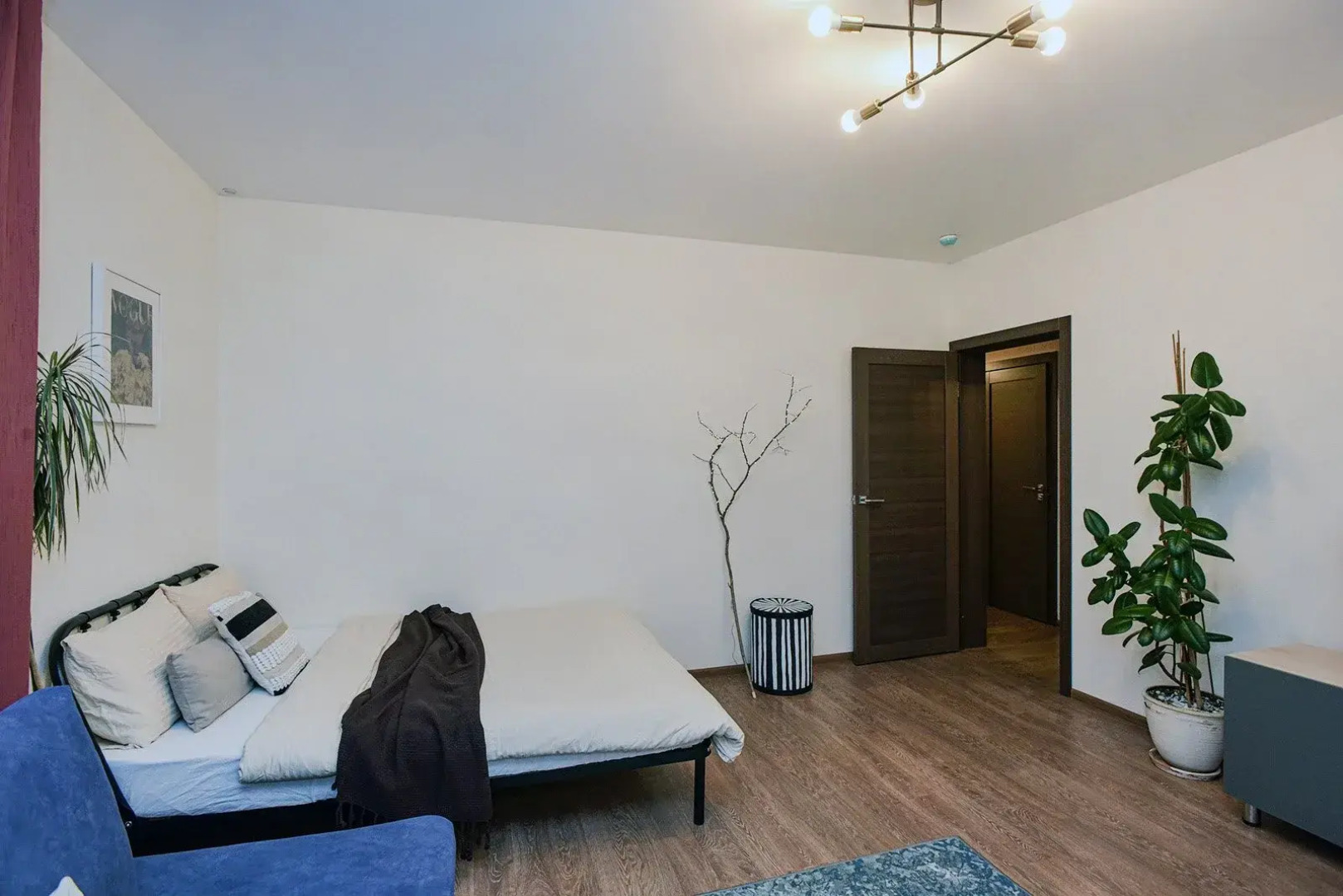 Квартира Двухкомнатная в Тц Пять Столиц