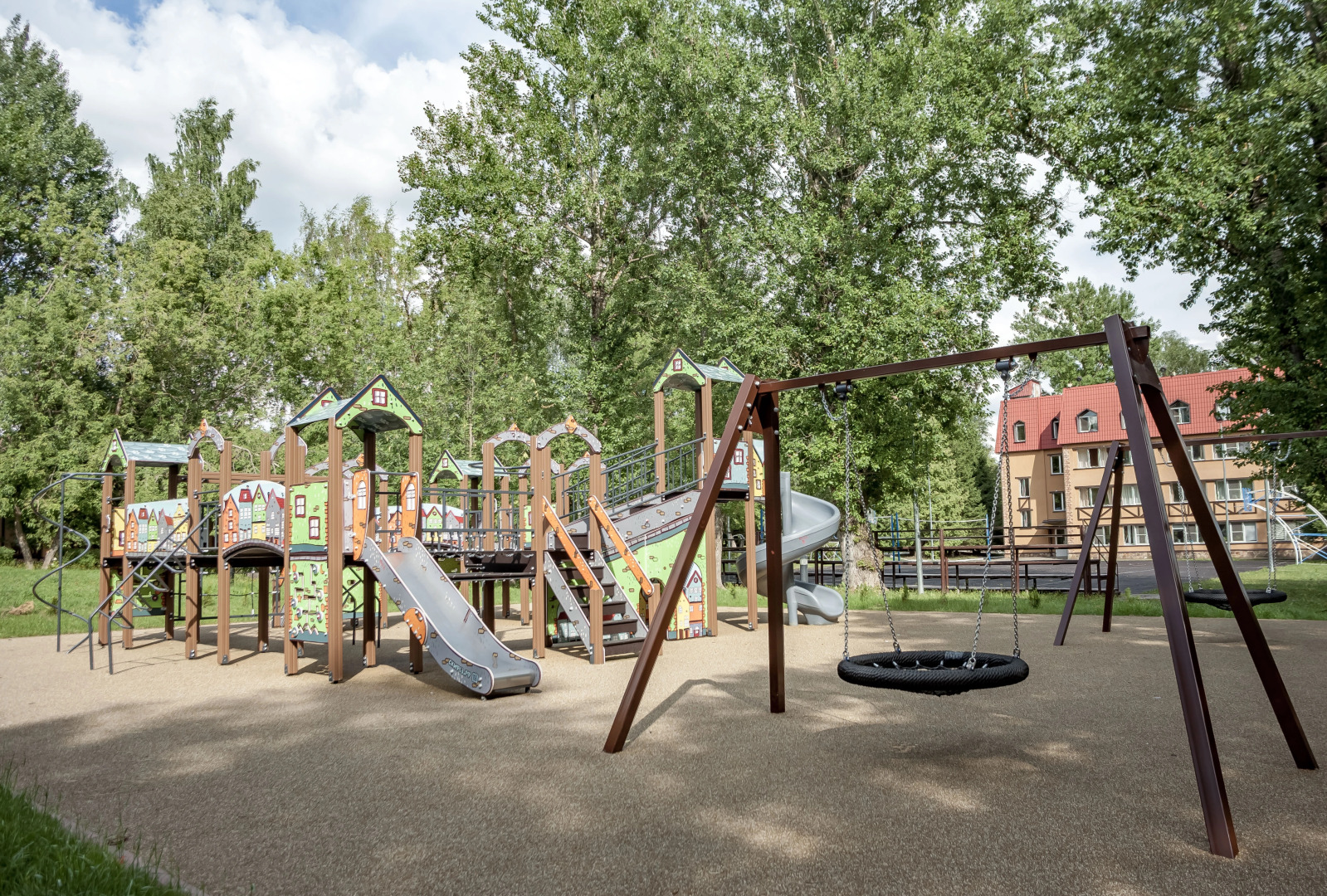 Отель Искра Актив