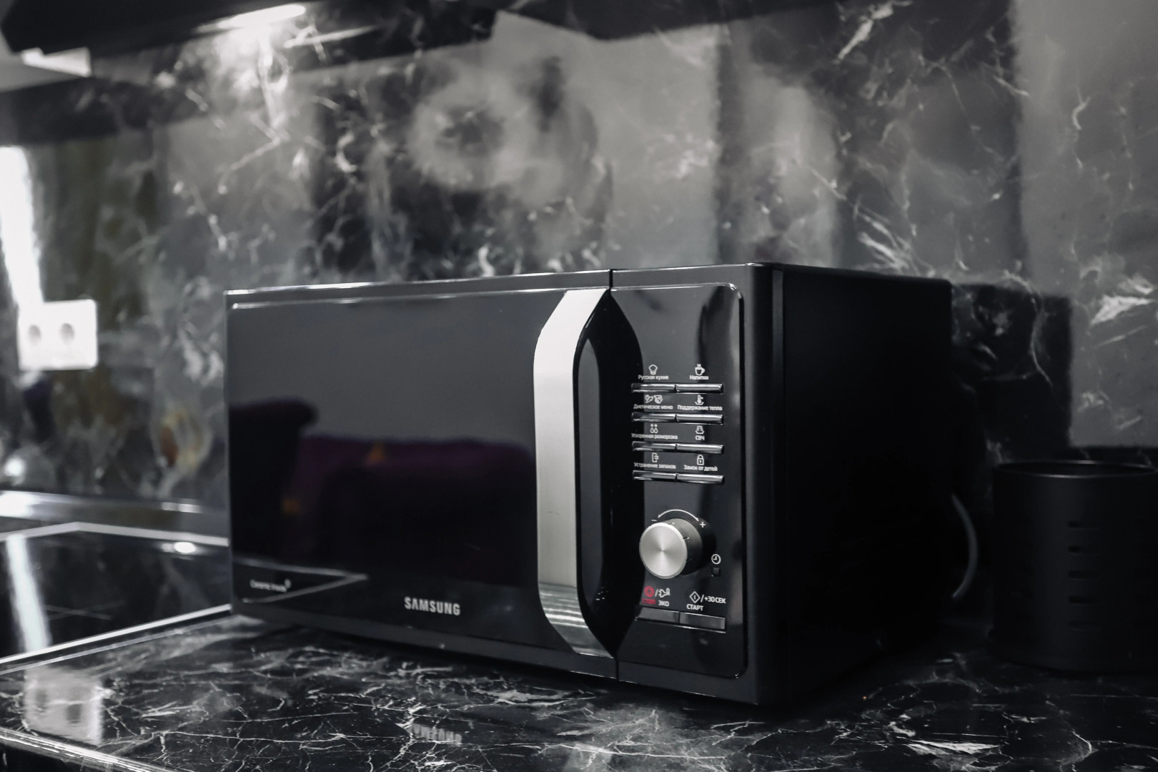 Апартаменты Lalapart Strawberry с дизайнерским ремонтом у метро Дмитровская