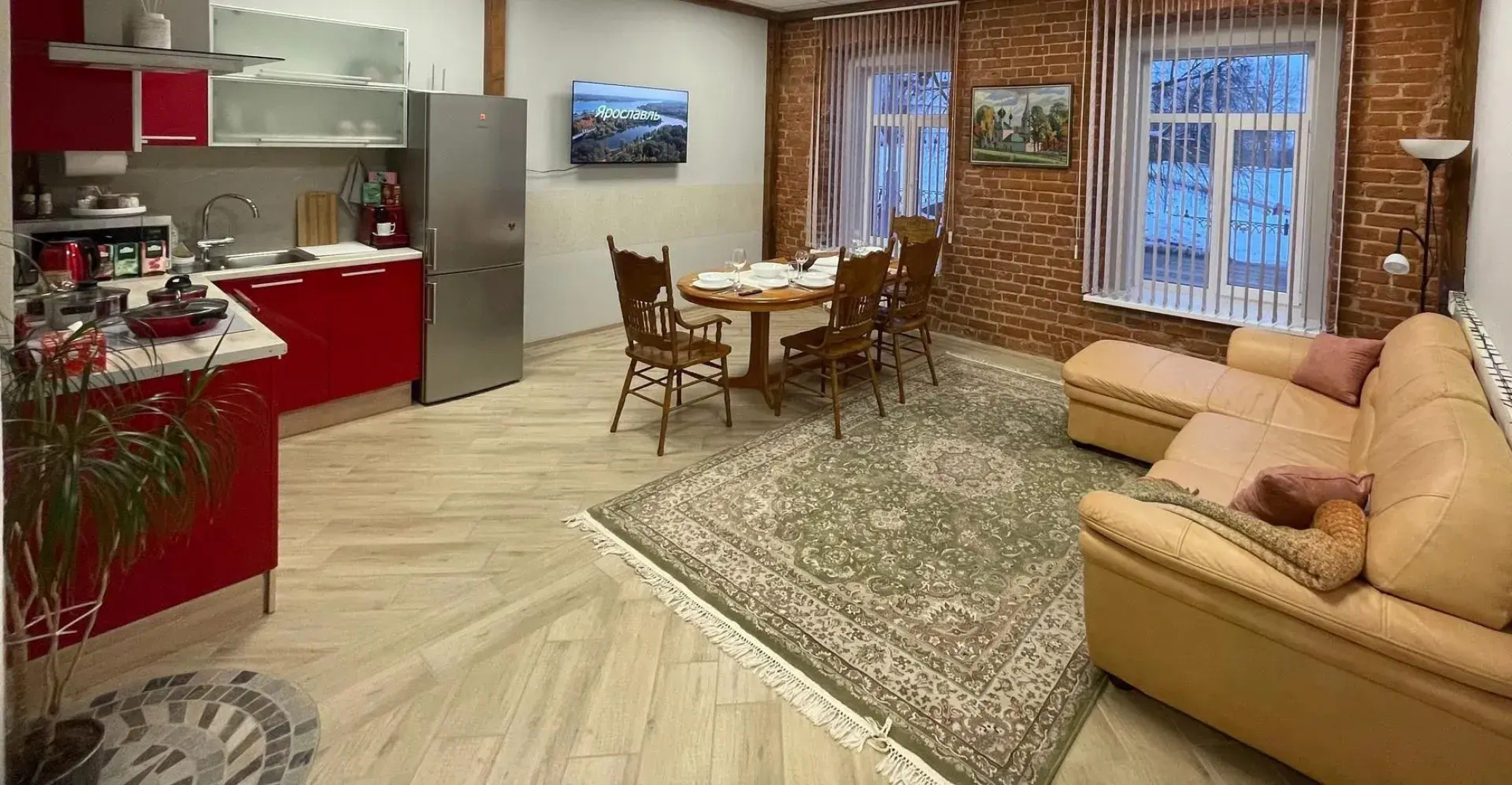 Апартаменты у Кремля в сердце Рубленого города с паркингом во дворе