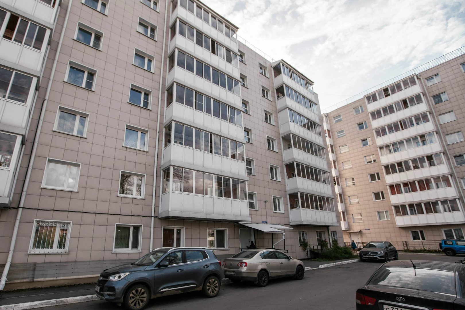 Апартаменты Изумруд возле Аэропорта