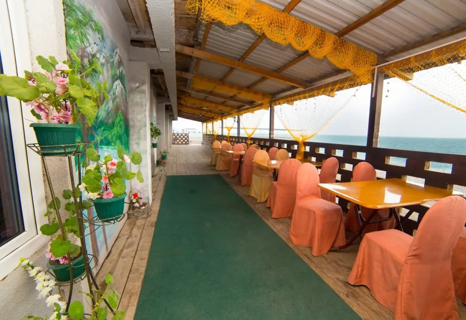 Солнечный летний пансионат