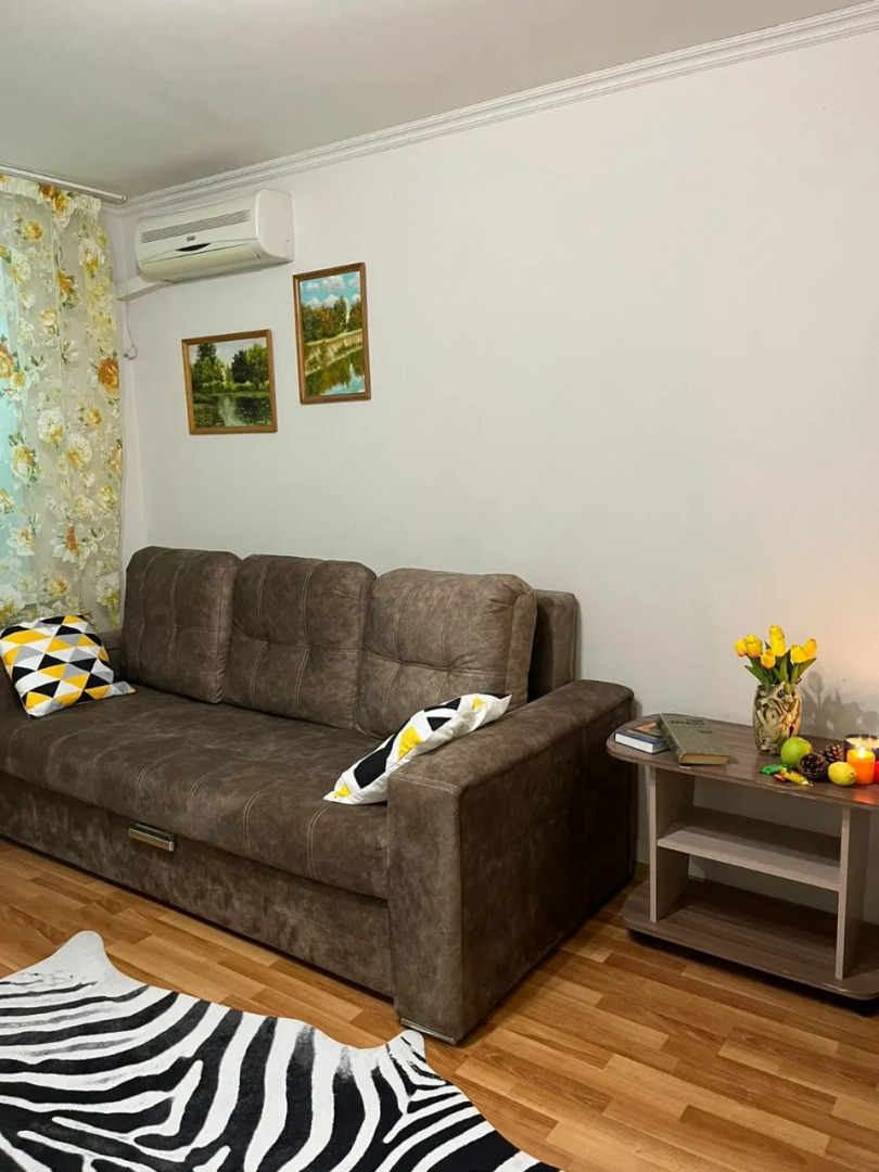 Апартаменты 2-комнатные в Центре Города на улице Ленина