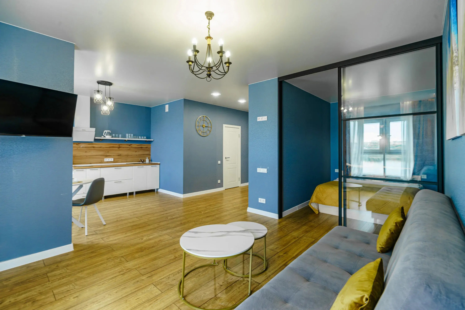 Квартира Видовая с панорамными окнами на Набережной реки