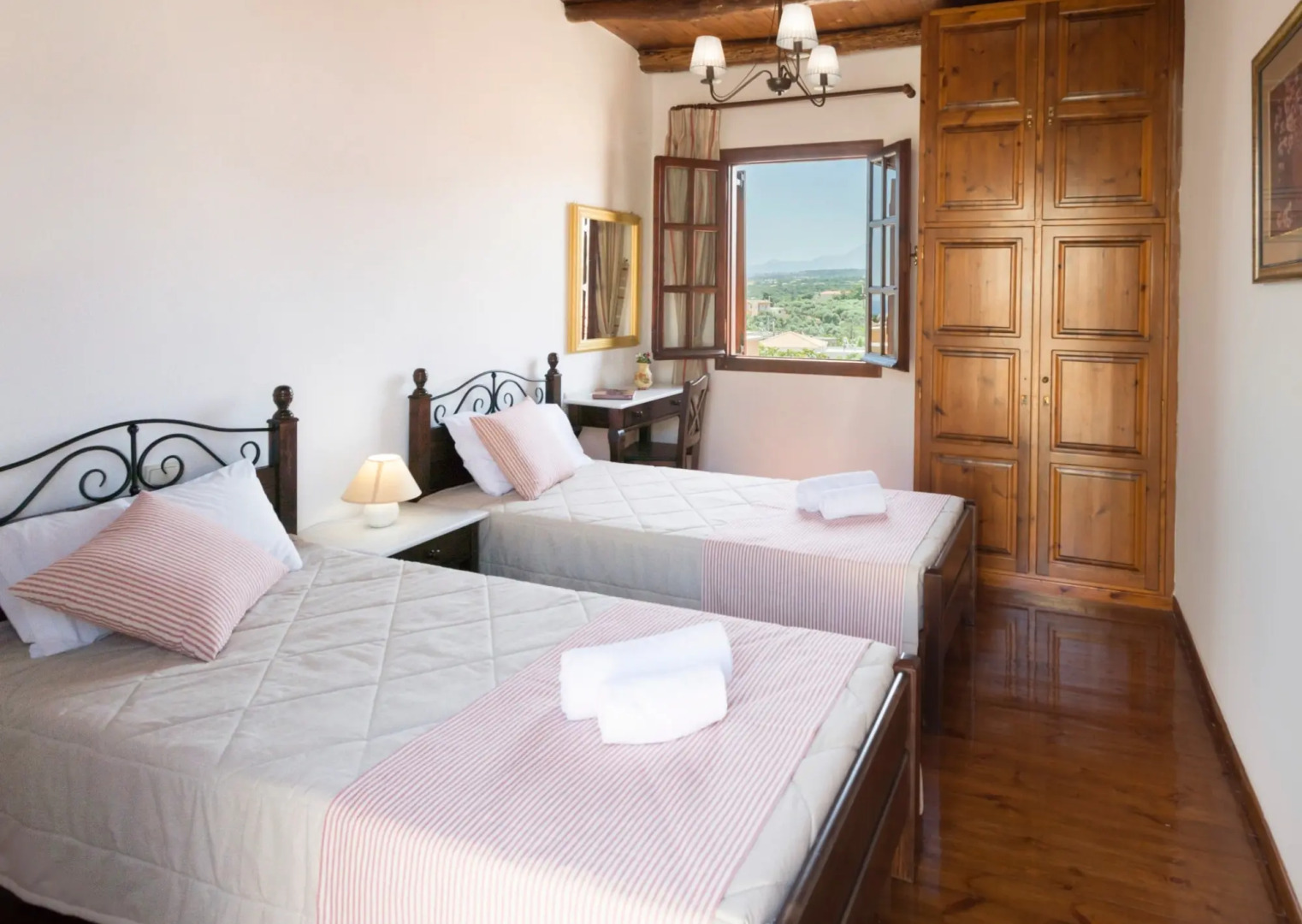 Вилла Freelance Holidays