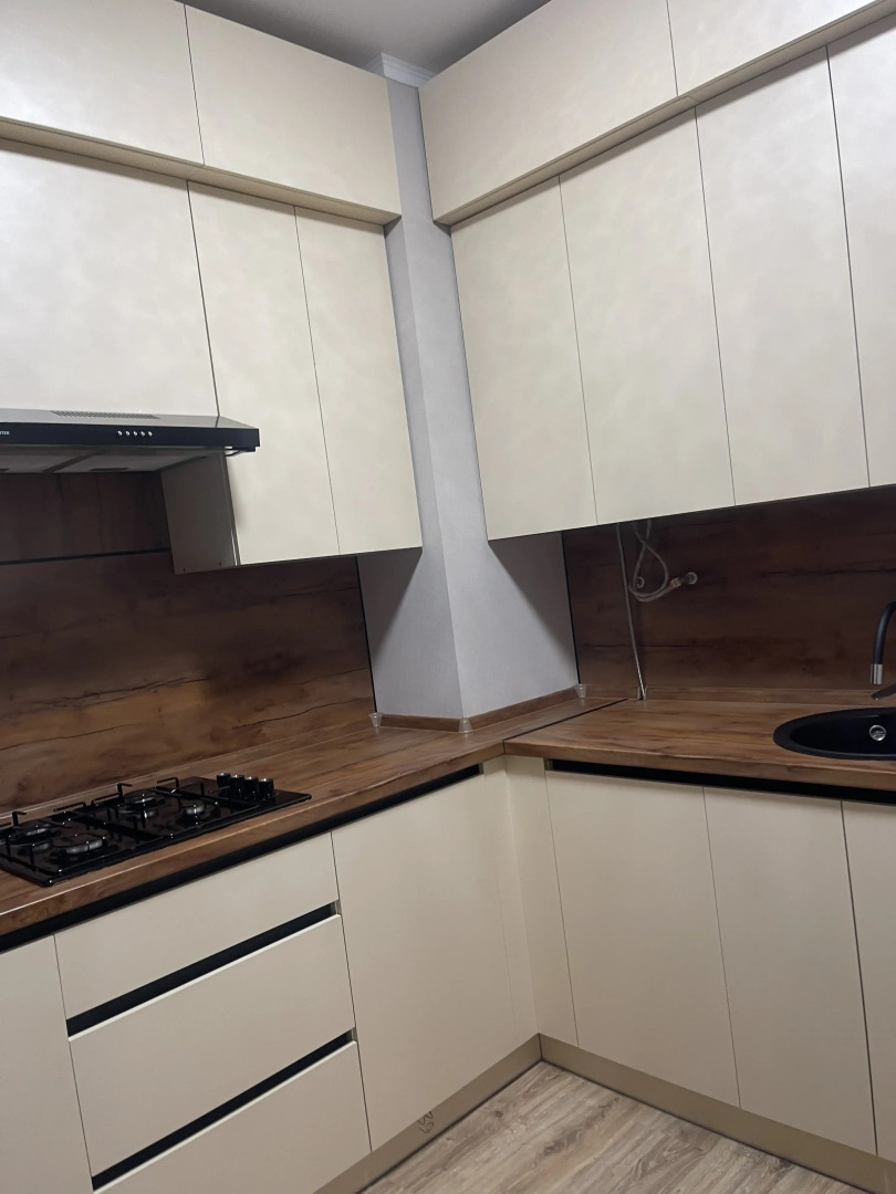 Квартира Двухкомнатная. Ворошилова 8а.