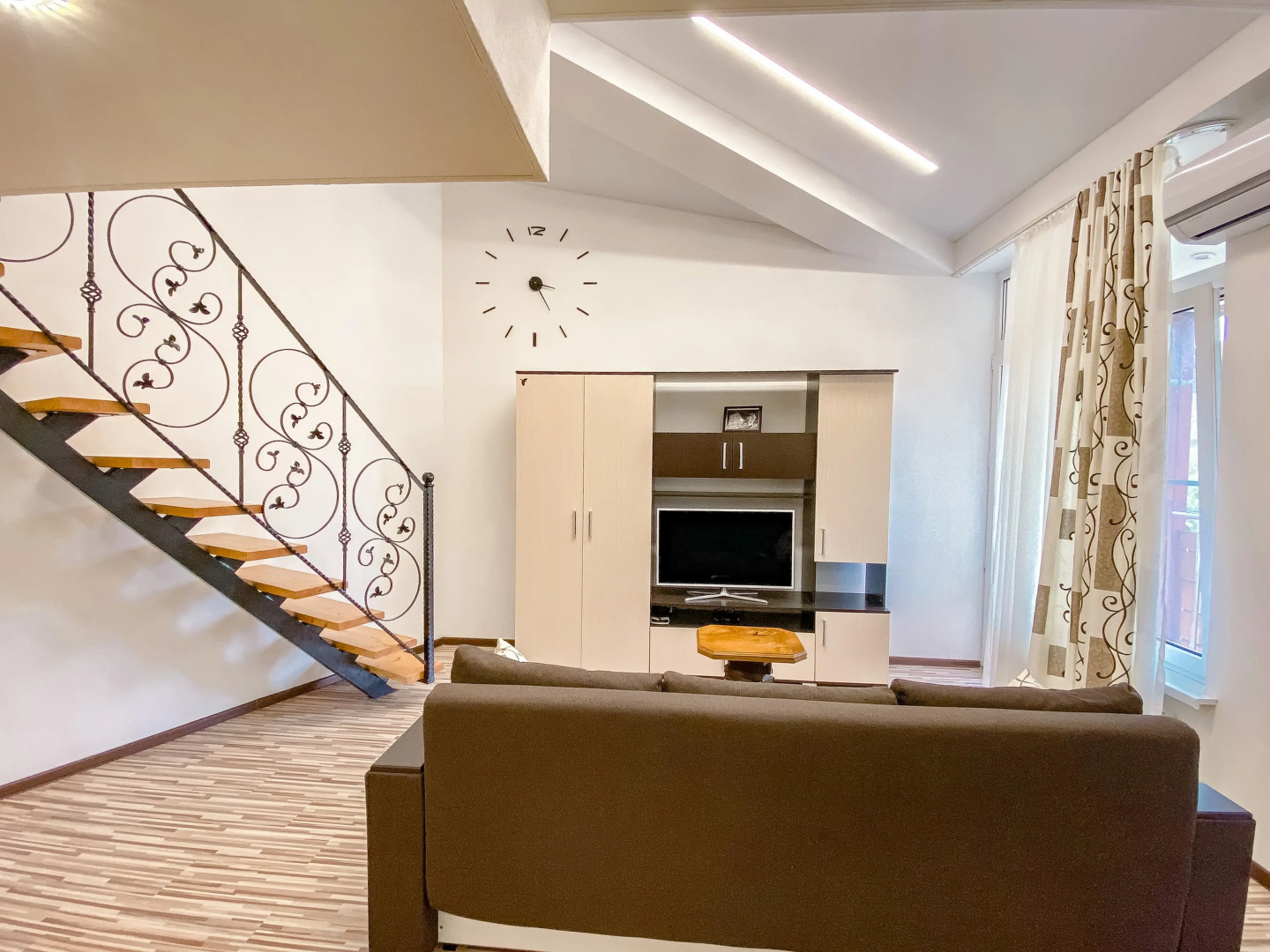 Апартаменты Abri Luxe в Адлере с видом на горы в ЖК Коралл