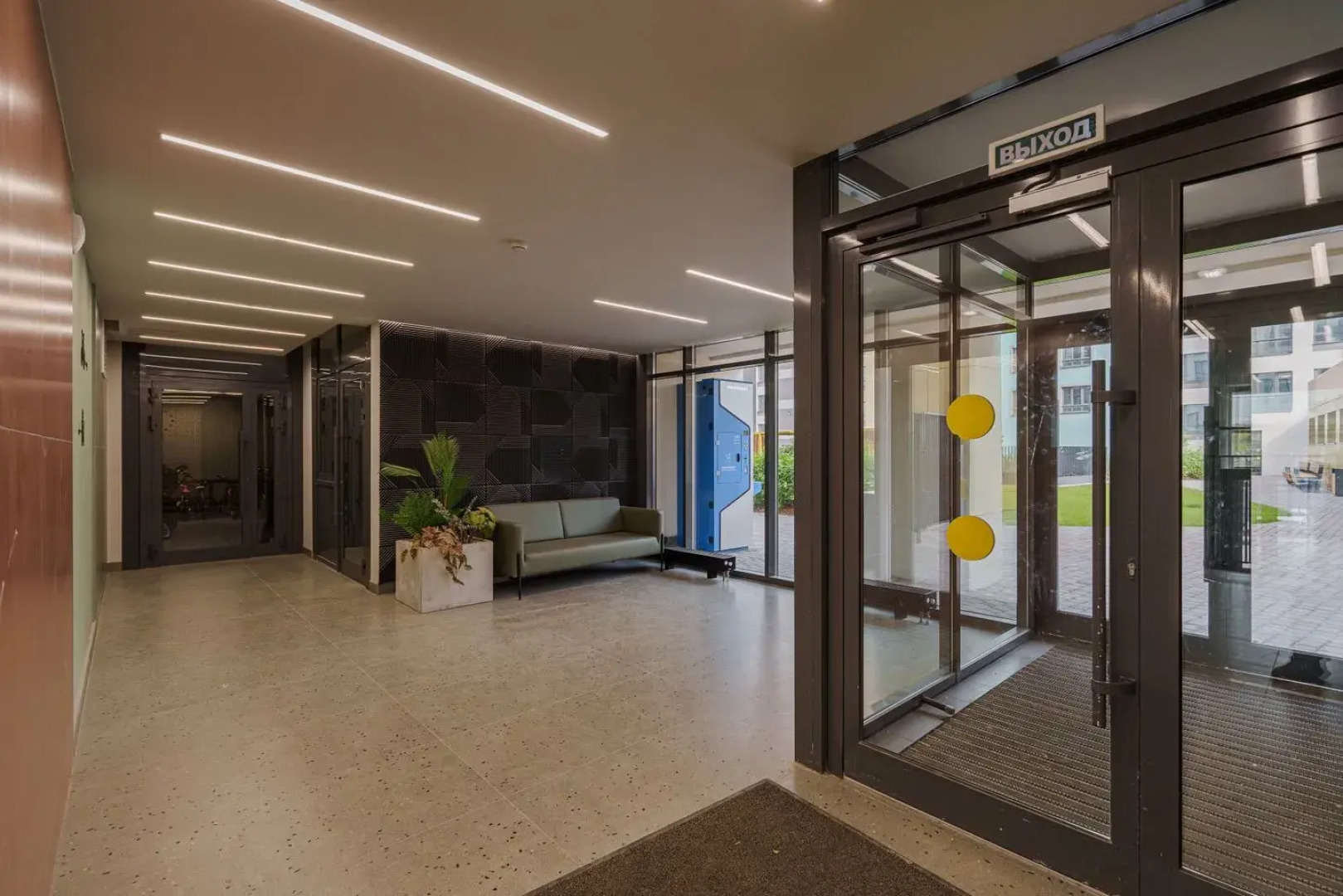 Квартира Современная Заботливо Обустроенная