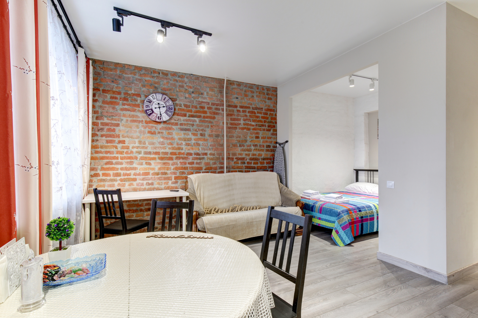 Апартаменты Ленина 10