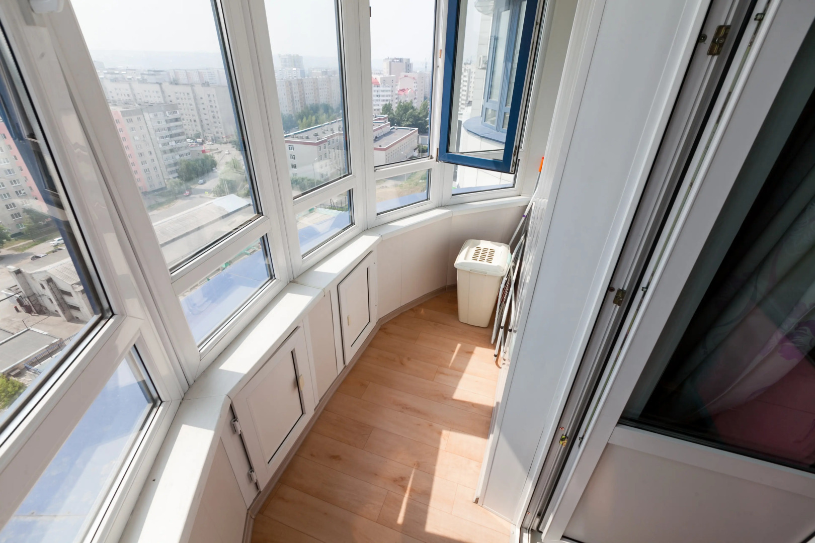 Апартаменты Папанинцев 111