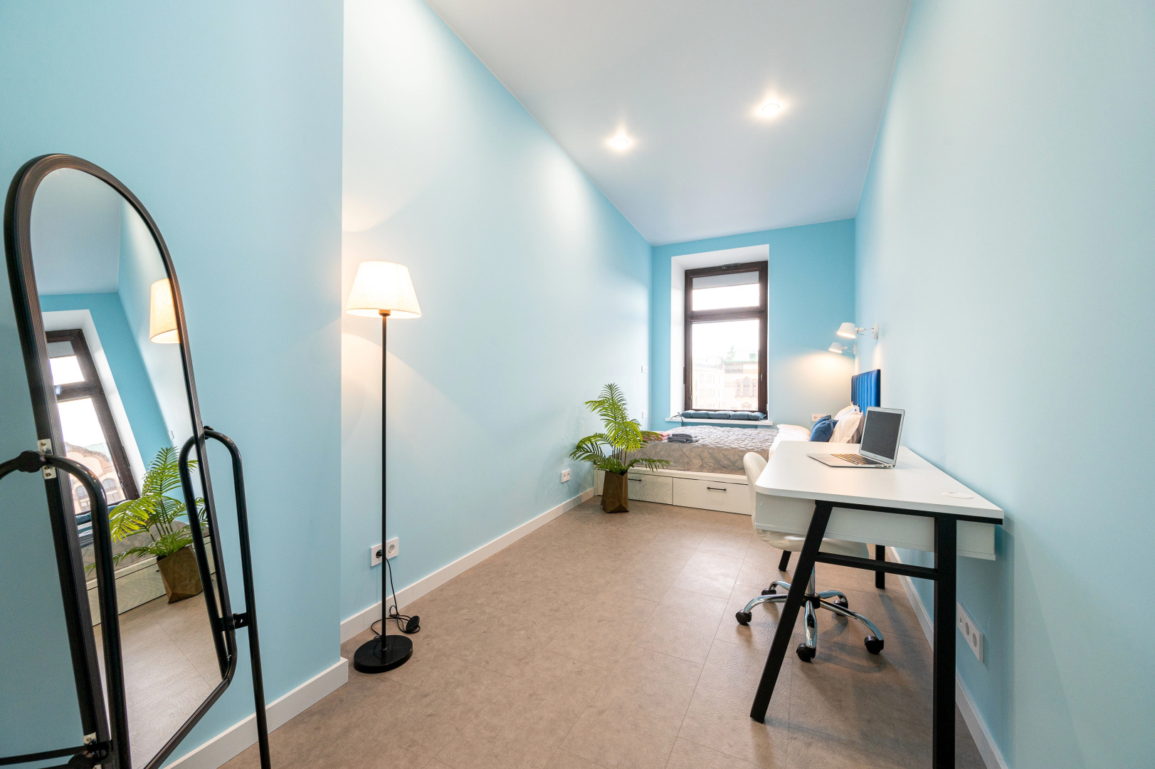 Апартаменты Уютная студия с видом на набережную Фонтанки