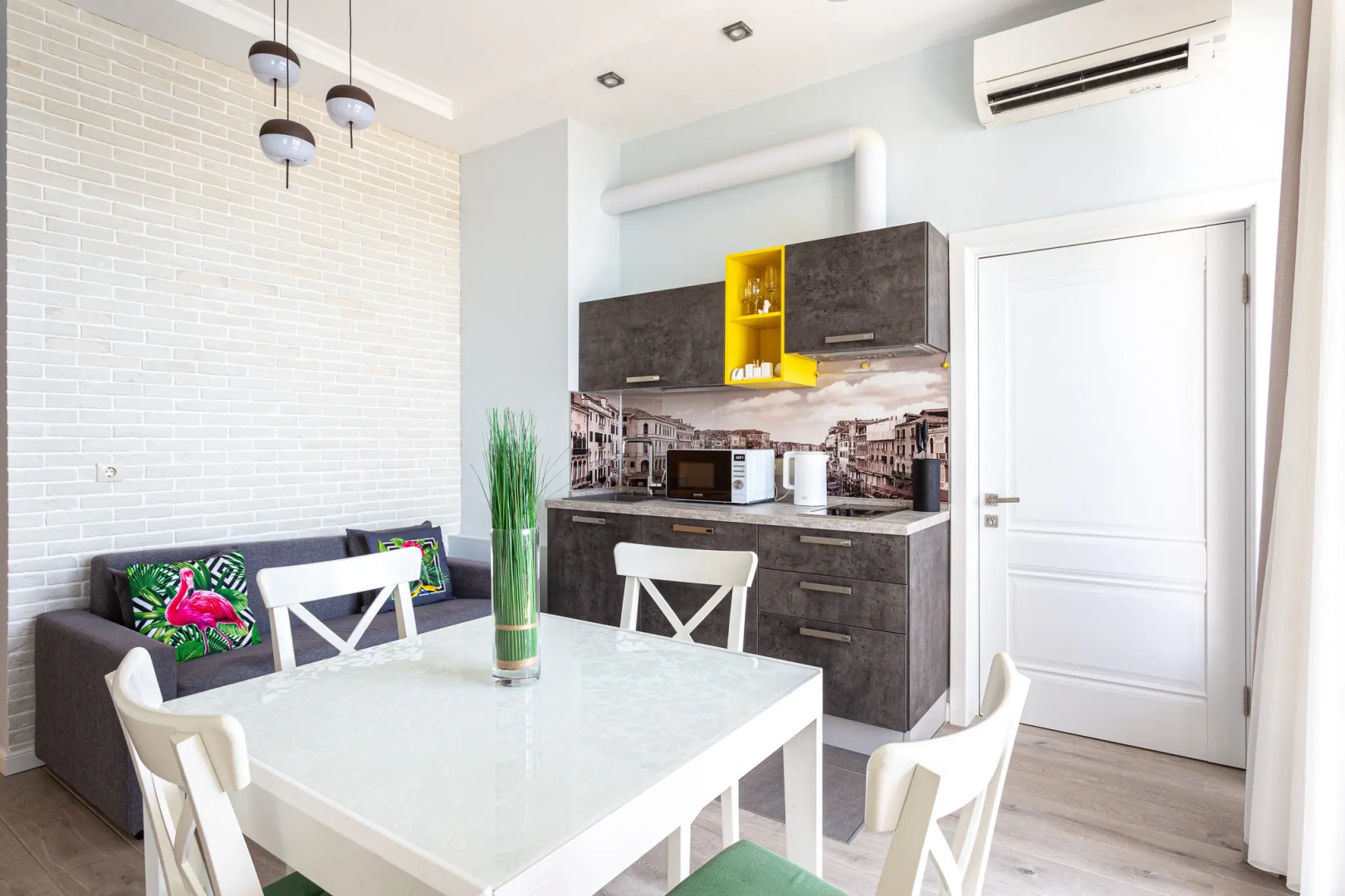 Апартаменты 555 на улице Парусная 27