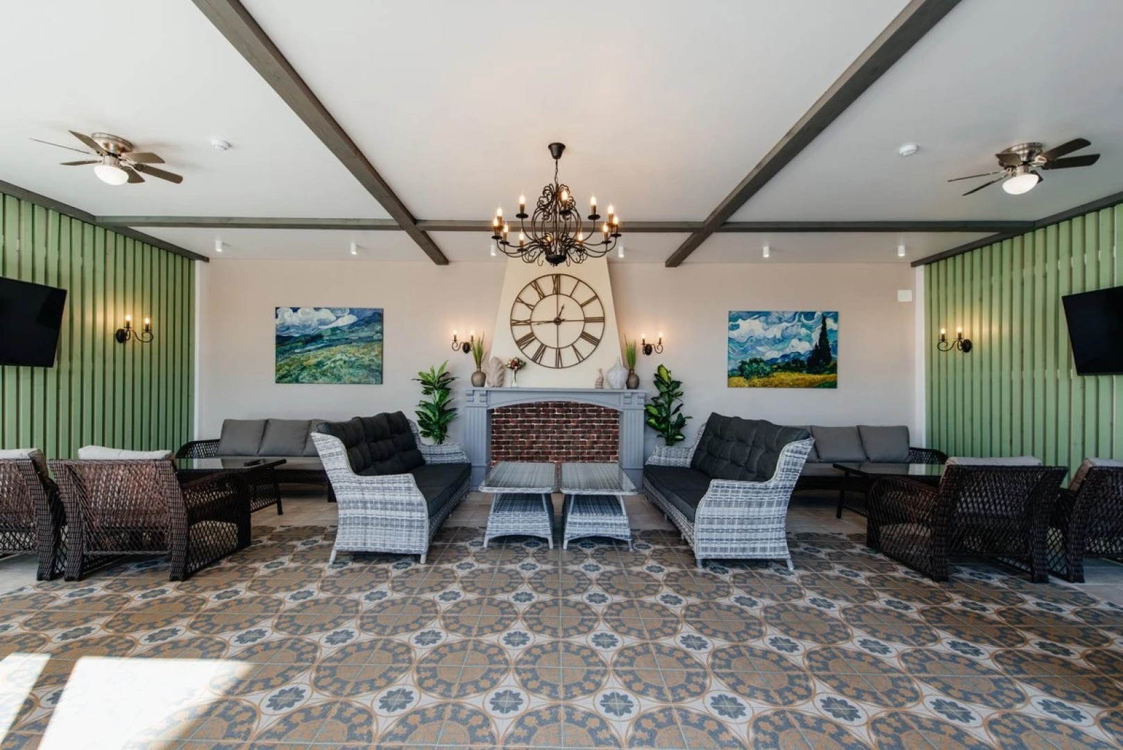 Отель Салют