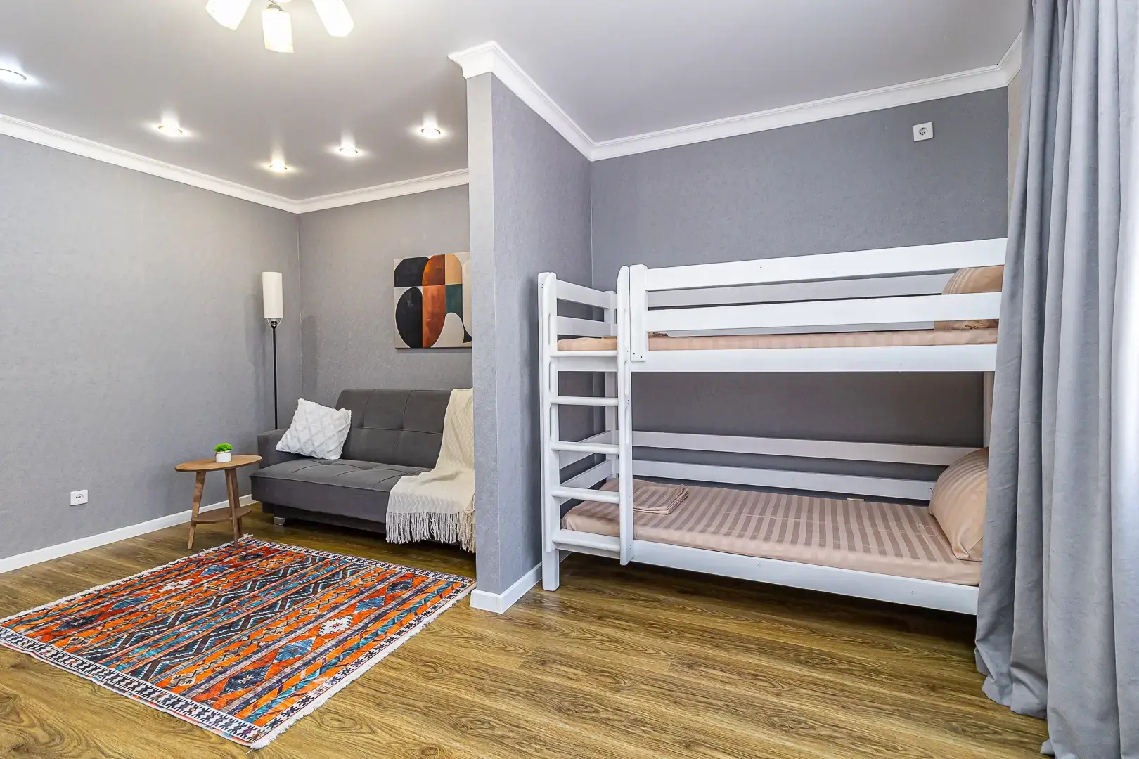 Квартира Двухкомнатная недалеко от парка Галицкого