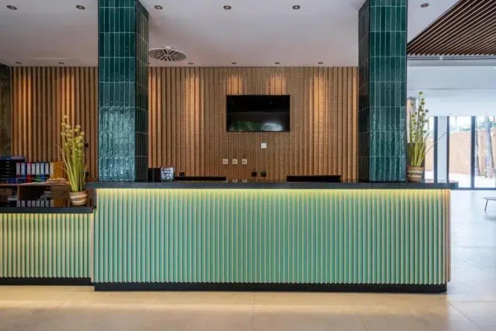 Отель THB Bamboo Alcudia Hotel - Adults Only