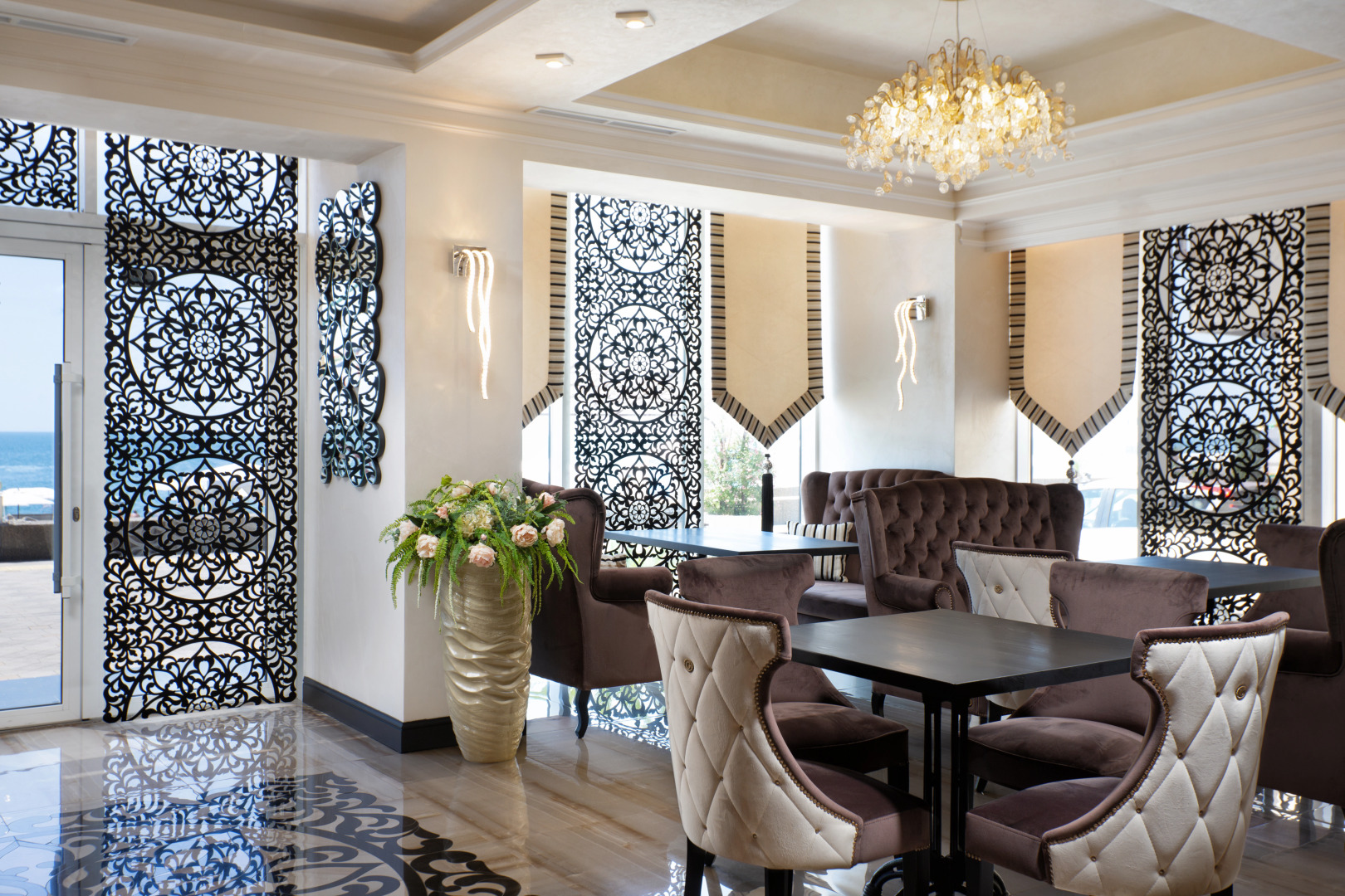 Отель Tropicana