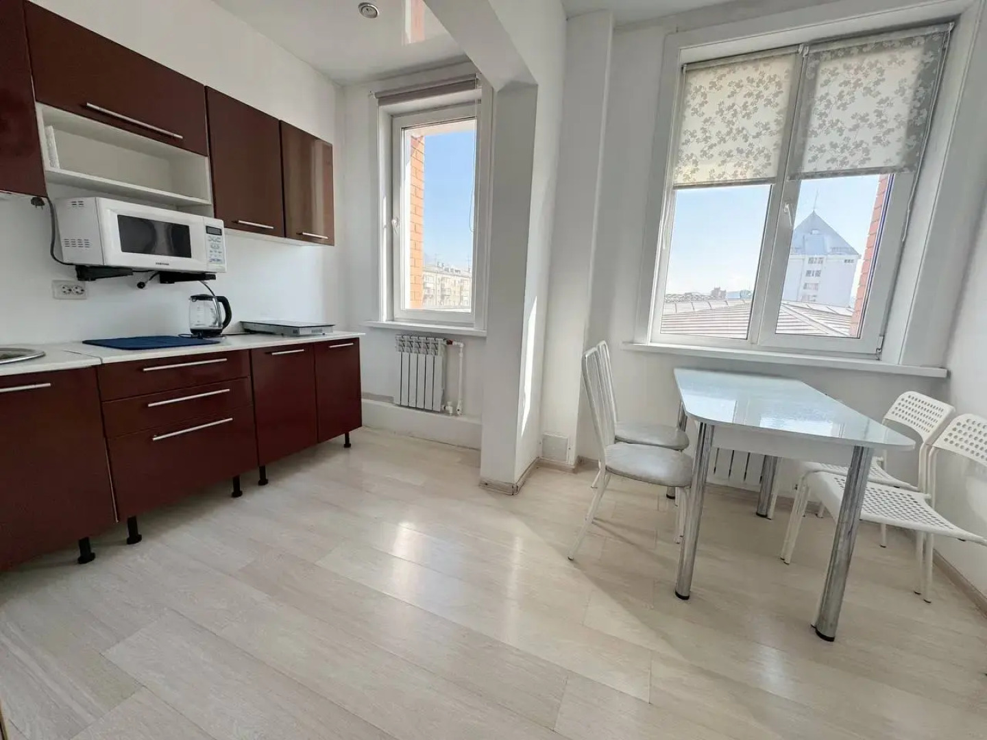 Апартаменты Полноценная двухкомнатная квартира до 7 человек в Центре