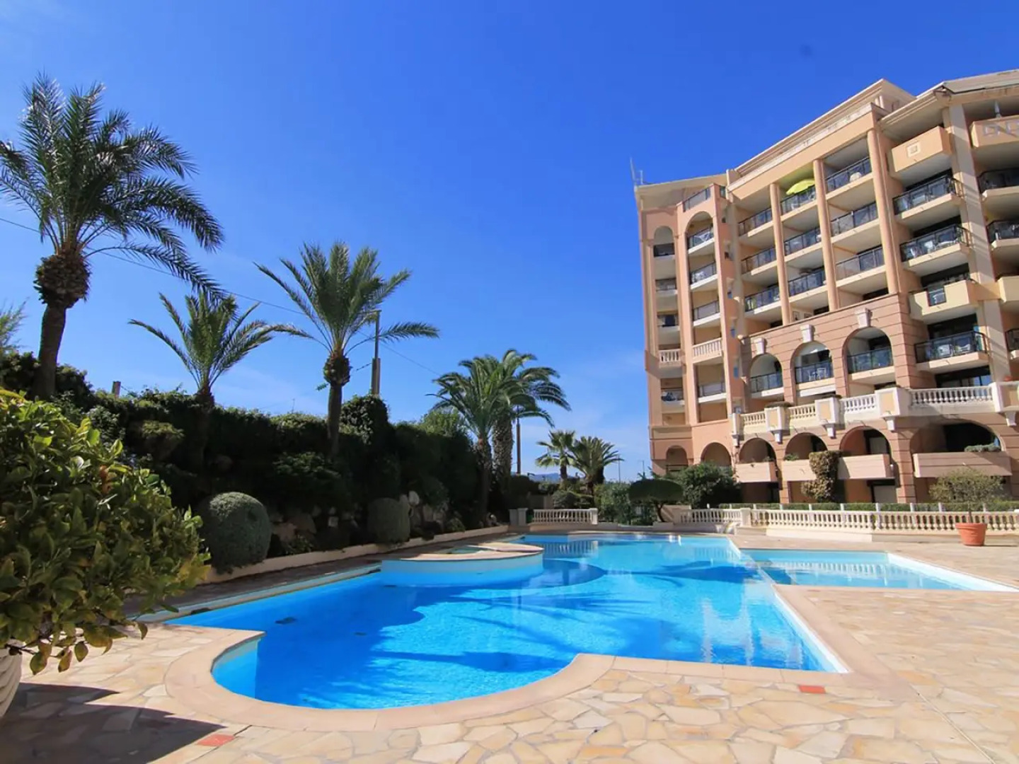 Апартаменты MyHome Riviera