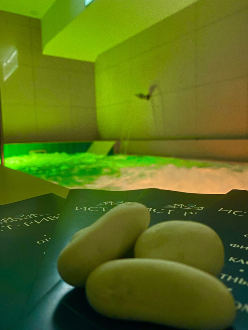 Отель Ист Ривер