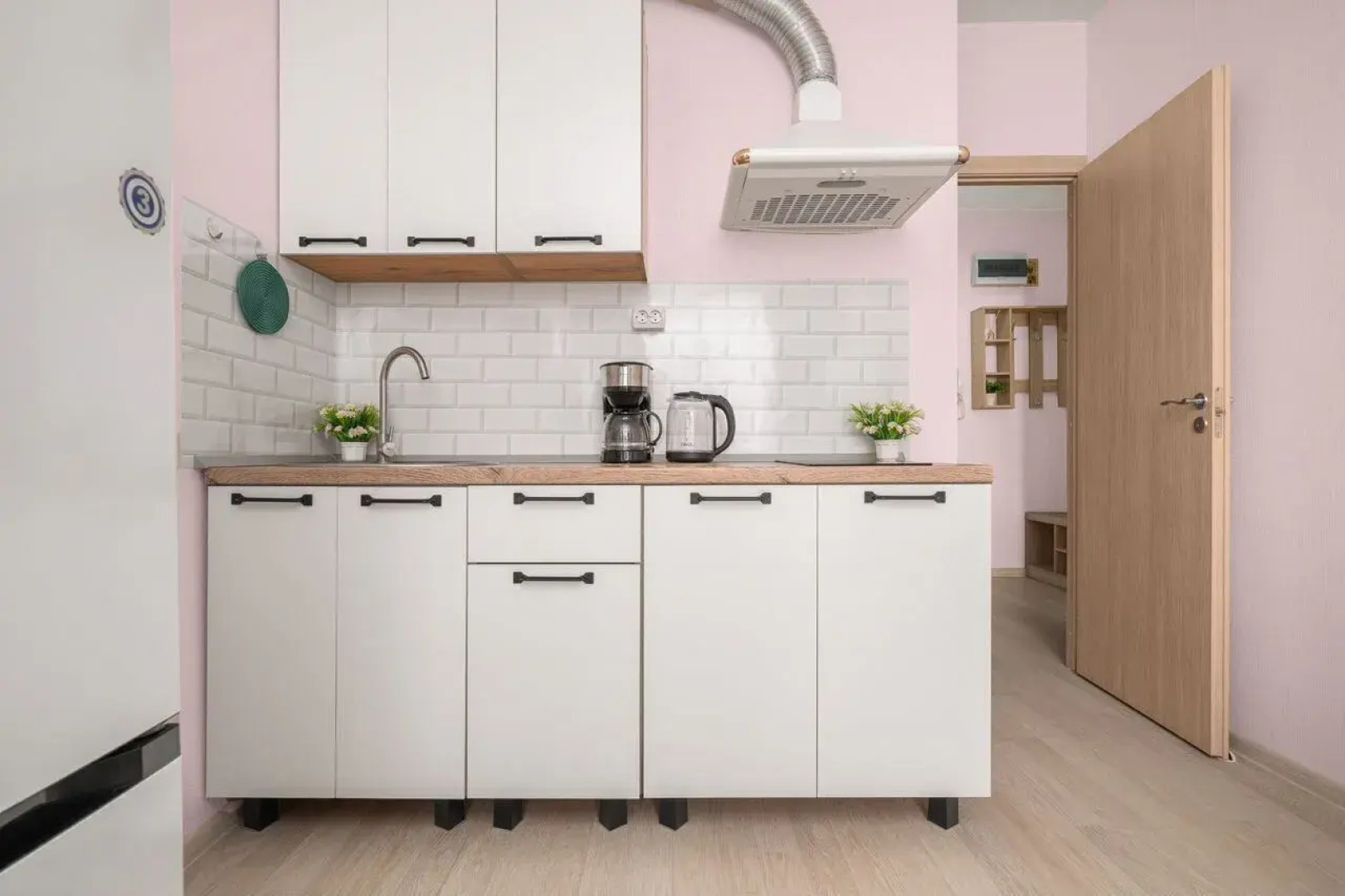 Квартира на бeрегу oзepа