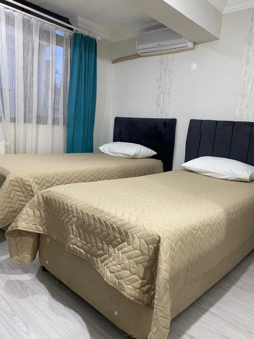 Отель Elit Holiday Hotel