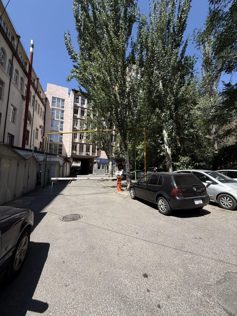 Апартаменты с 2 спальнями в центре города от Sweet Home