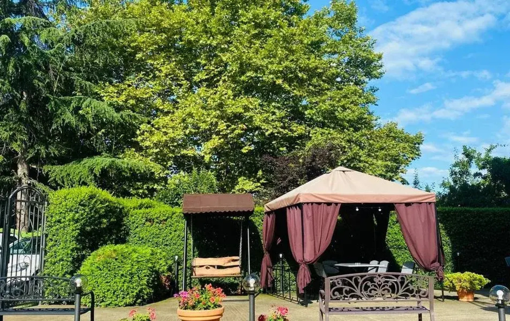 Гостевой дом София на Медовой