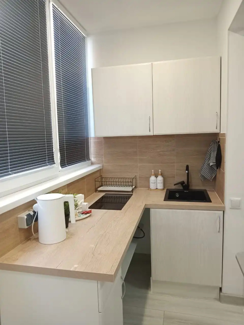 Апартаменты Яркая Студия