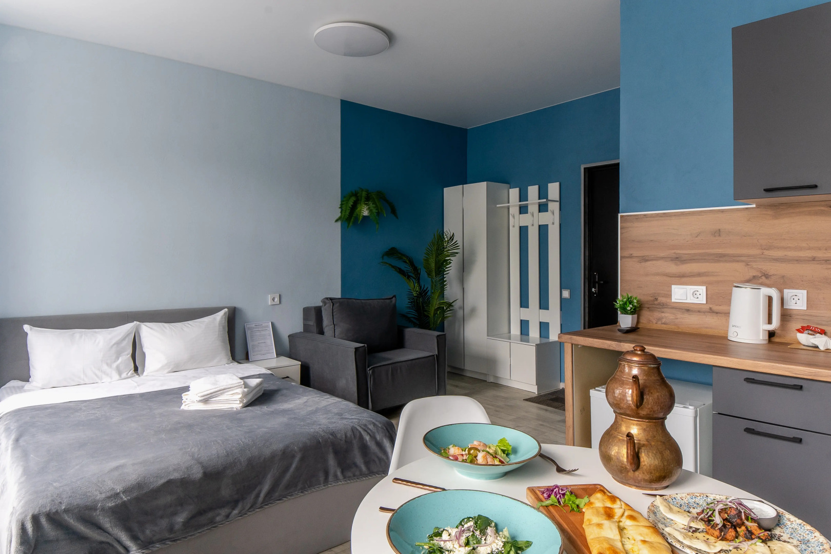 Апартаменты на Покровской Volna №5