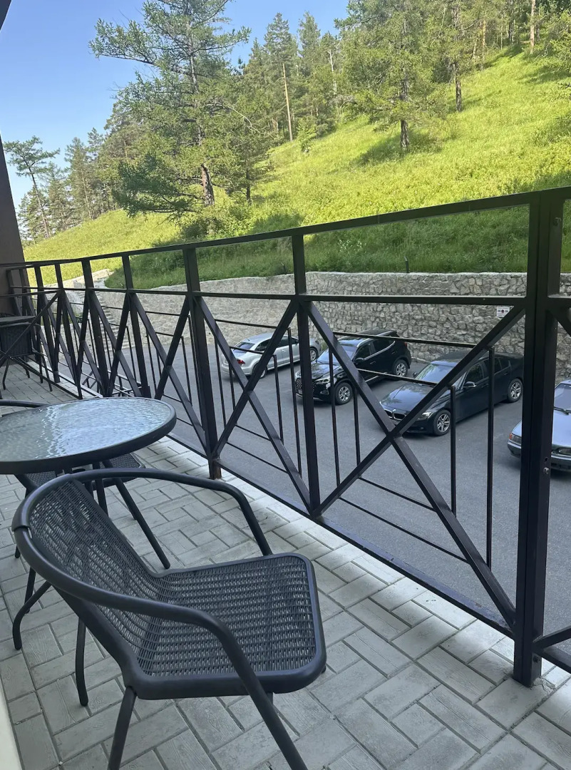 Апартаменты в ГЛК Солнечная Долина на 5 чел.