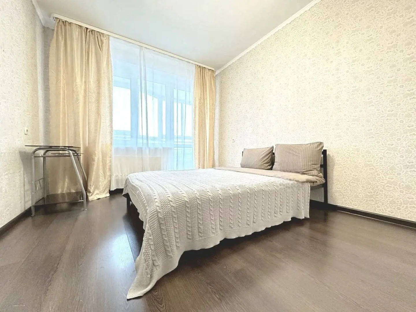 Квартира Двухкомнатная с балконом на Притомском