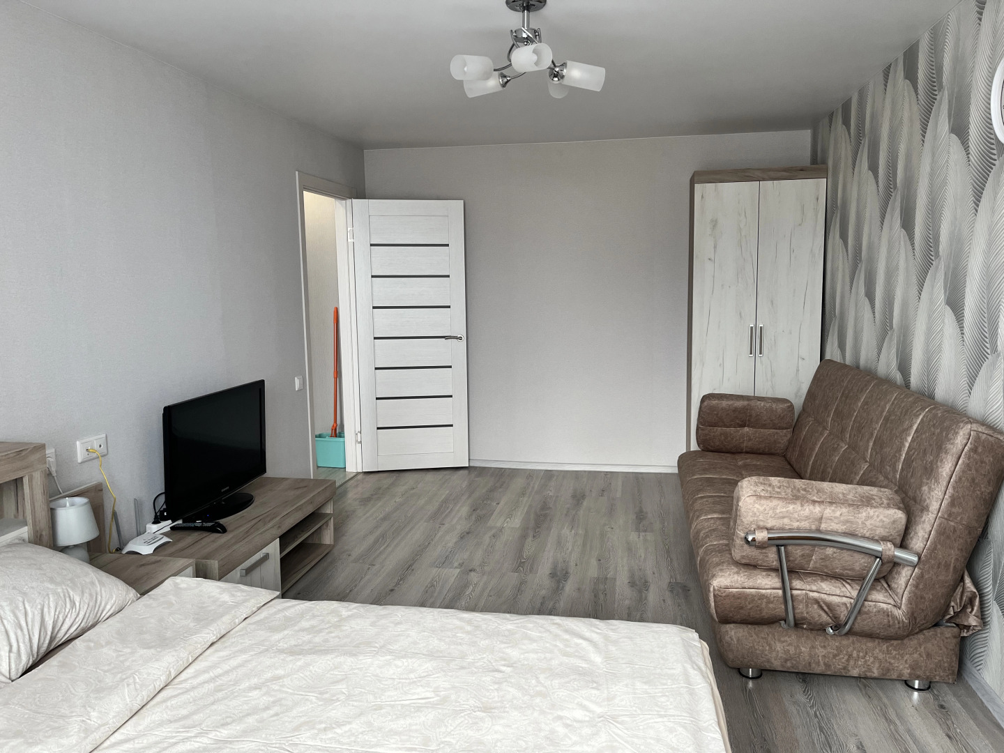 Уютные апартаменты на Новоторжской