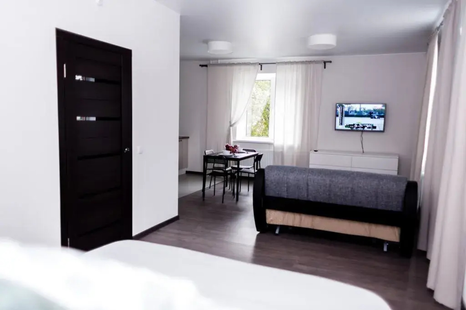 Квартира студия  в Доме с видом на Лавру