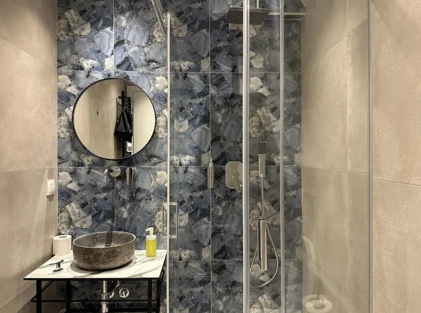 Апартаменты Urban Elephant Suites