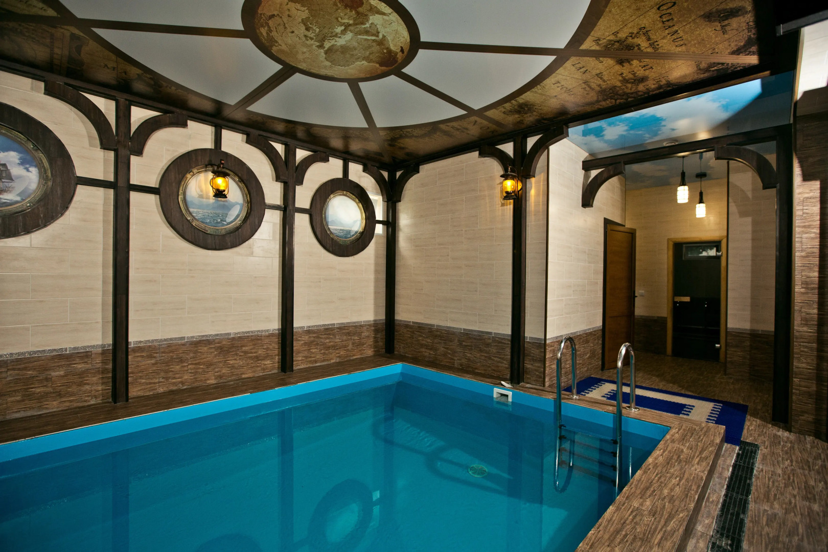 Отель Альбатрос