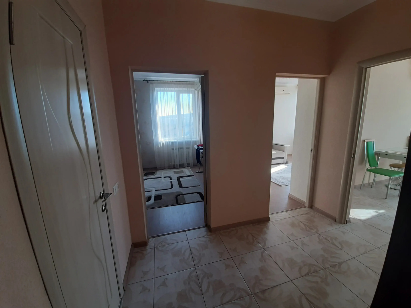 Квартира Двухкомнатная с видом на море и горы