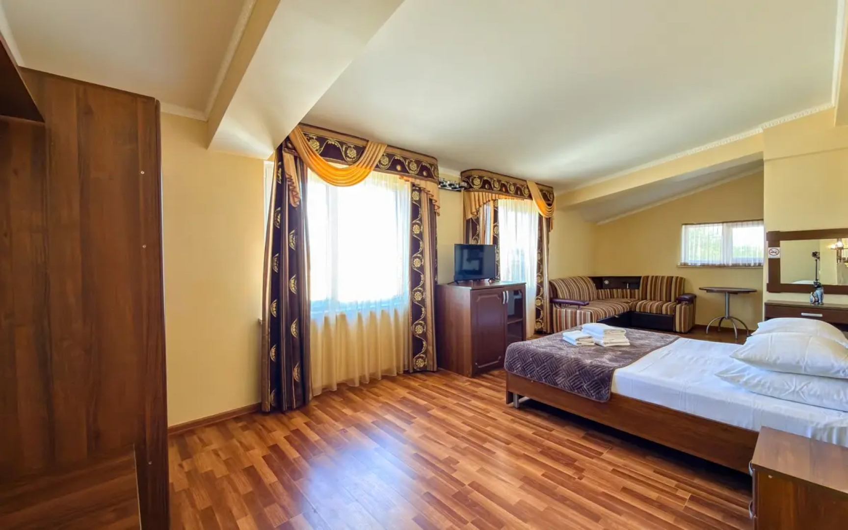 Гостиница Сибирь