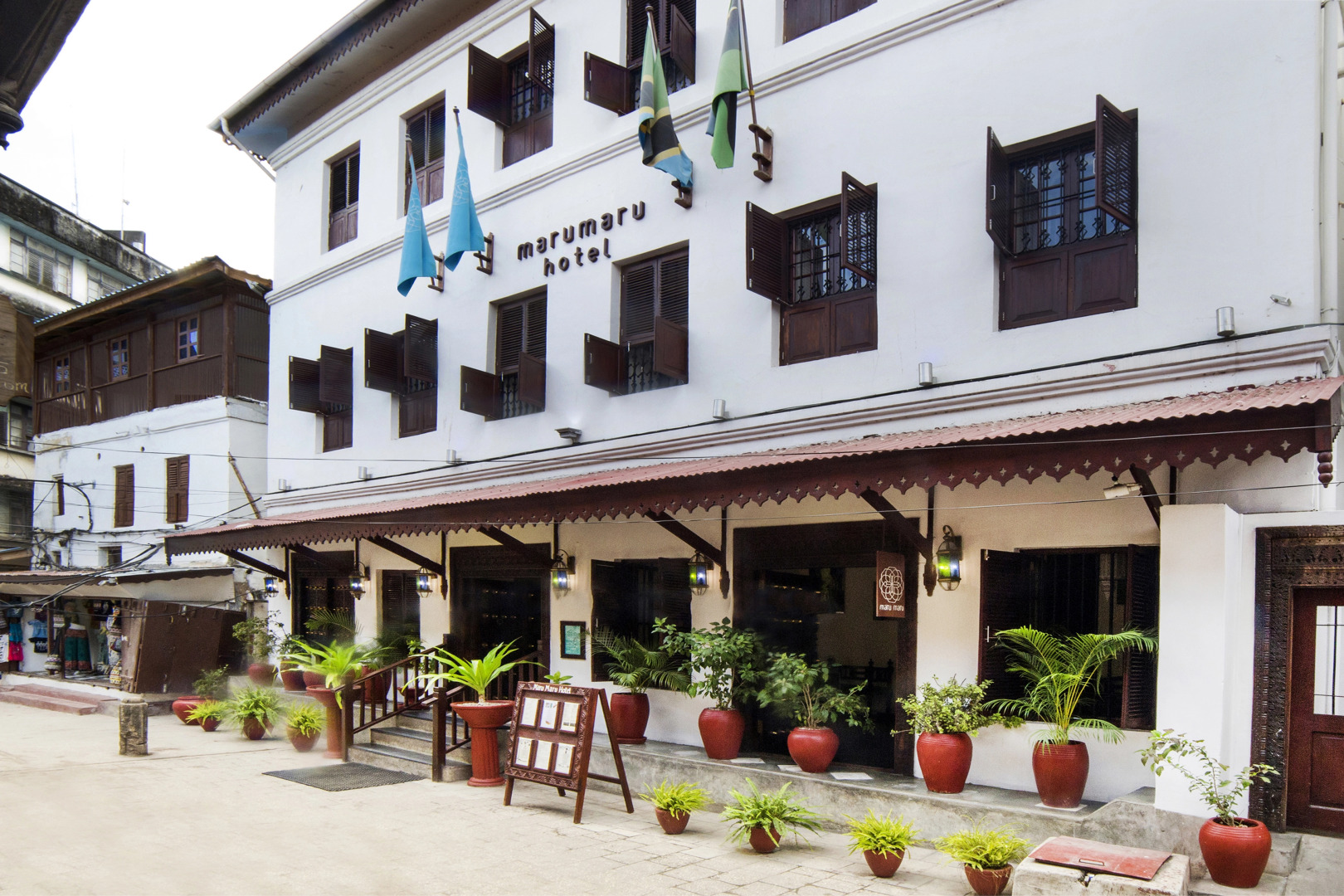 Отель Maru Maru